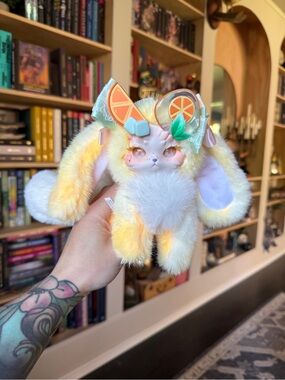 NIB tutulong dessert orange slice plush blind box